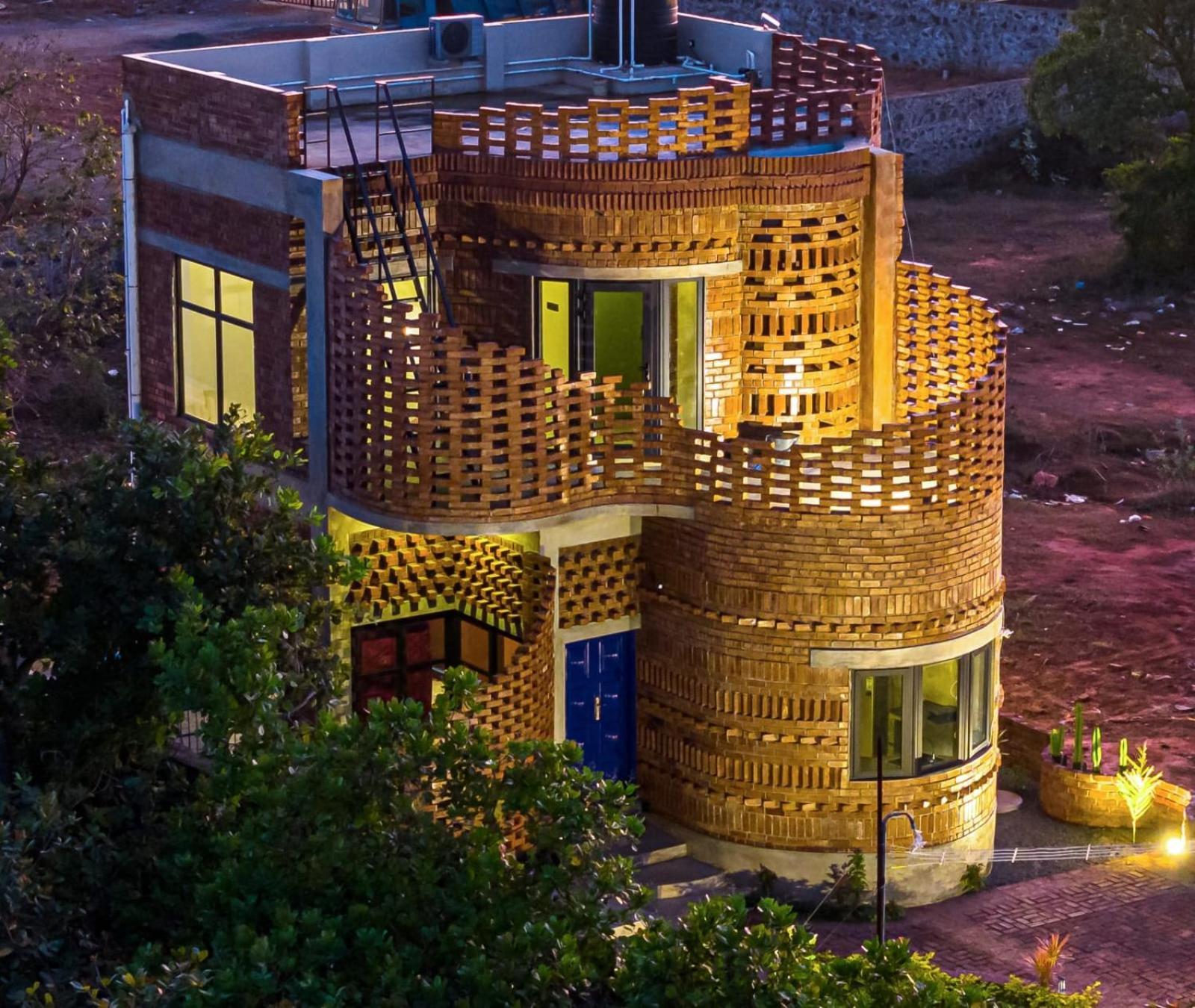 Pool Villa-House Of The Dancing Cactus Pondicherry Exterior photo