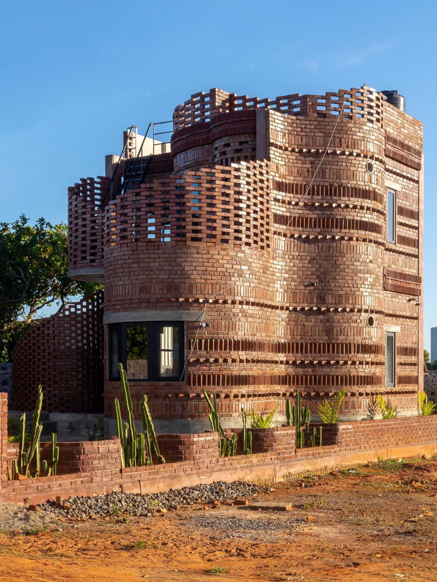 Pool Villa-House Of The Dancing Cactus Pondicherry Exterior photo