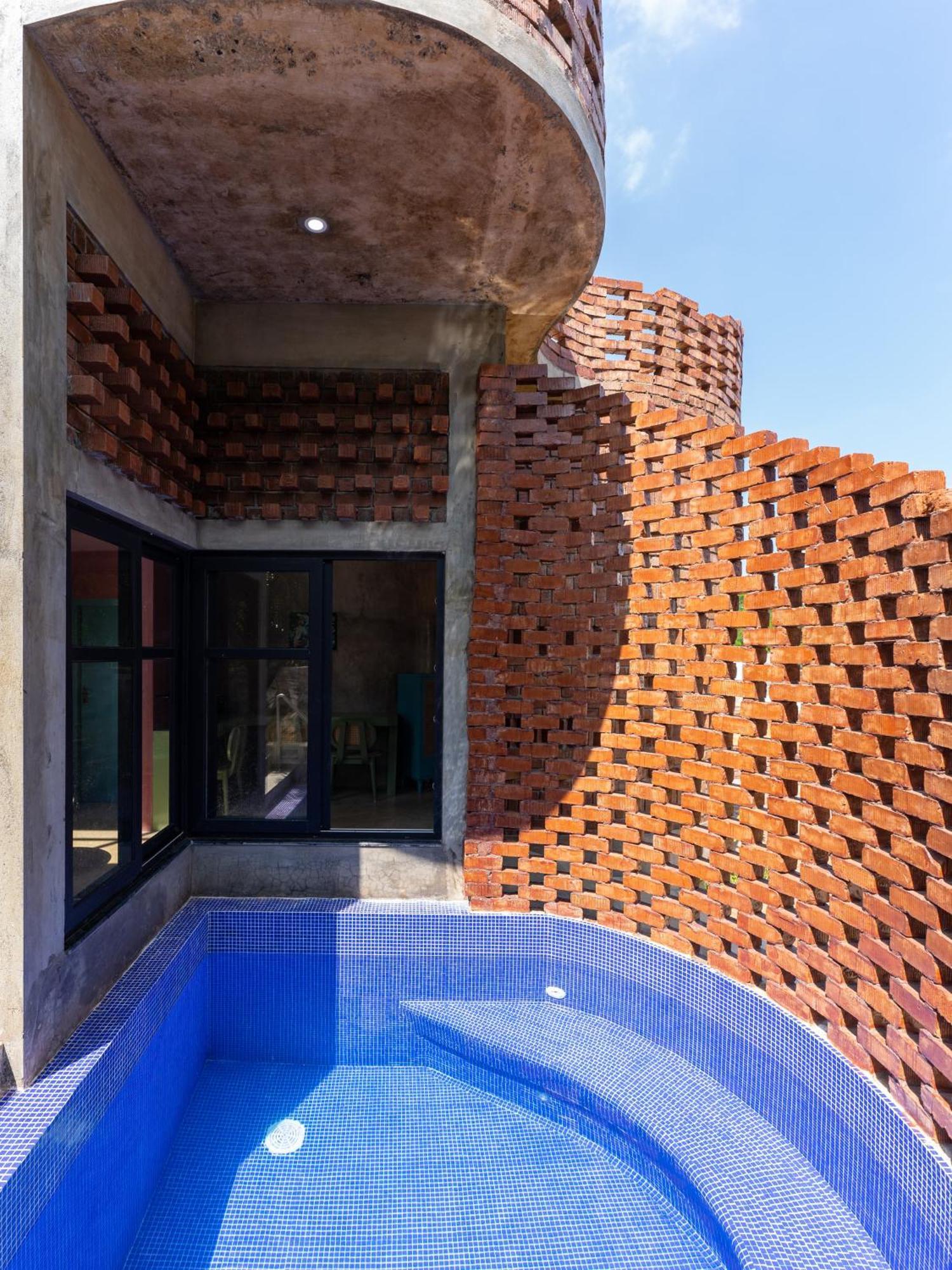 Pool Villa-House Of The Dancing Cactus Pondicherry Exterior photo